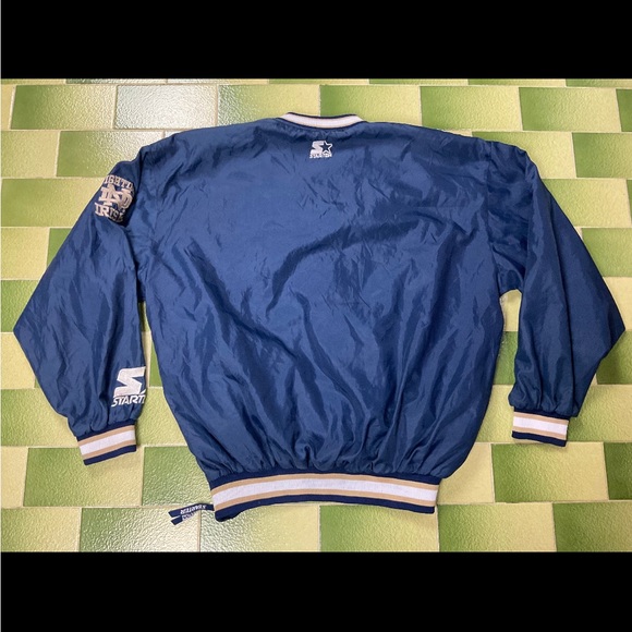NOTRE DAME VARSITY PULLOVER - Picture 3 of 5